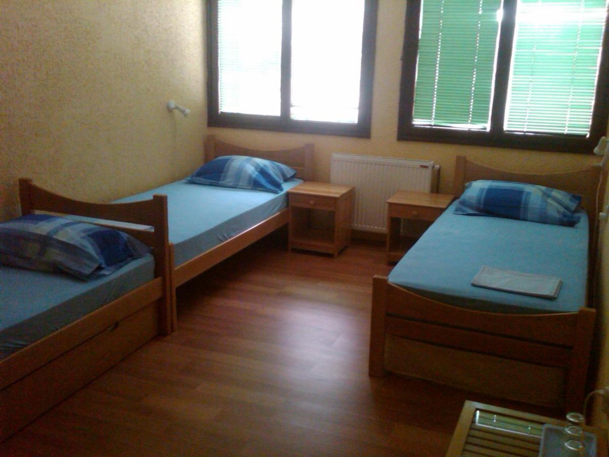 Hostel Av Palanka エクステリア 写真